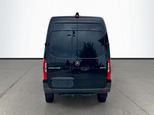 Jet Black 2026 Mercedes-Benz Sprinter 2500 High Roof