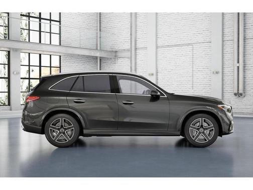 Graphite Grey Metallic 2026 Mercedes-Benz GLC 300 Base