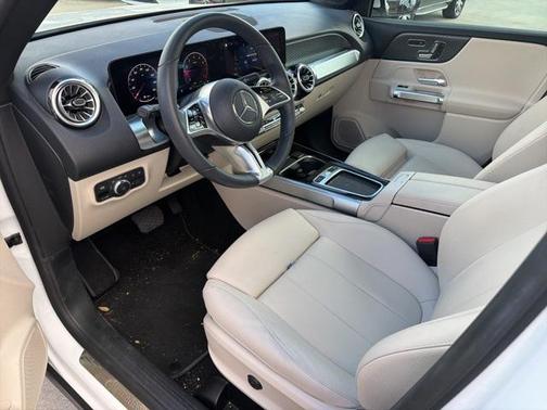 2025 Mercedes-Benz GLB 250 Base