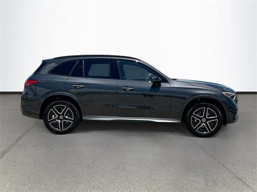 2025 Mercedes-Benz GLC 300 Base