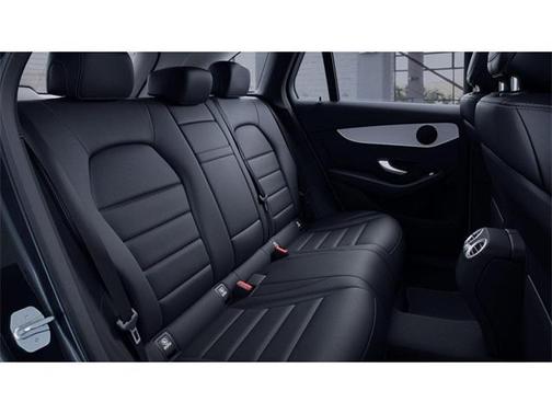 2022 Mercedes-Benz GLC 300 Base