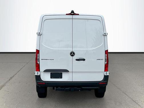 Arctic White 2026 Mercedes-Benz Sprinter 2500 Standard Roof