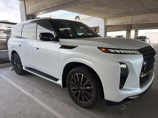 Radiant White/Black Obsidian 2025 INFINITI QX80 AUTOGRAPH AWD