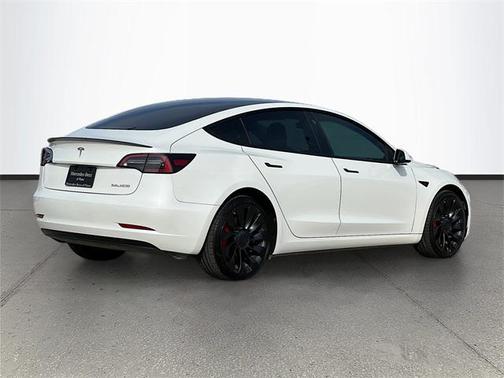 2023 Tesla Model 3 Performance