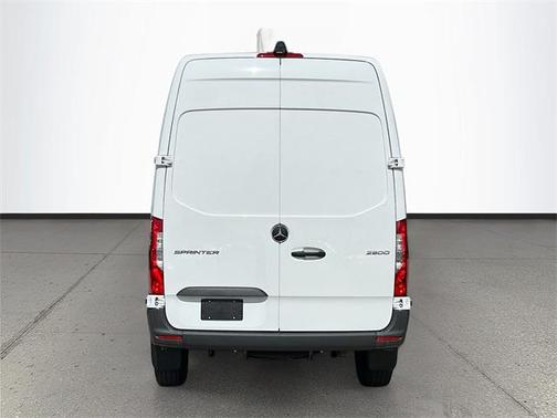 2025 Mercedes-Benz Sprinter 2500 Standard Roof