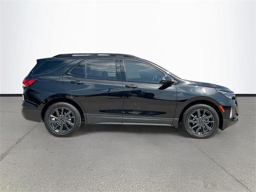2022 Chevrolet Equinox FWD RS