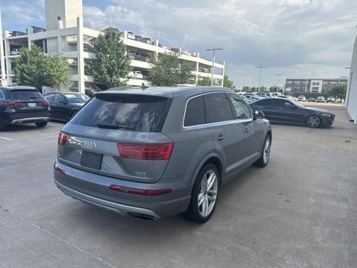 2017 Audi Q7 3.0T Prestige