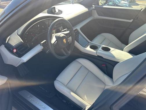 2023 Porsche Taycan 4S