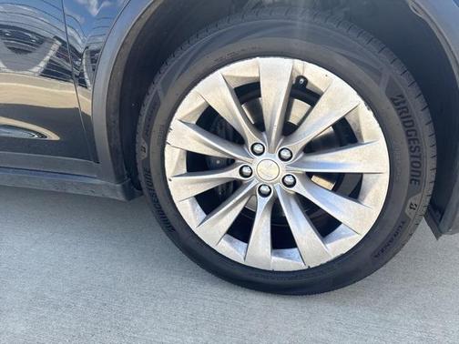 2018 Tesla Model X 75D