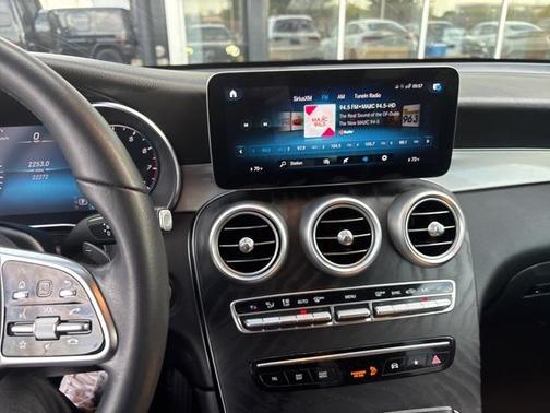 2022 Mercedes-Benz GLC 300 Base