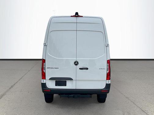Arctic White 2026 Mercedes-Benz Sprinter 2500 High Roof
