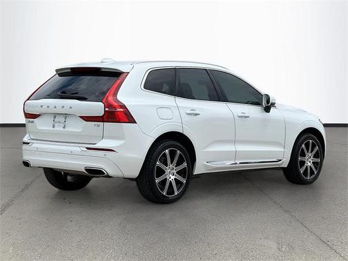 2021 Volvo XC60 T5 Inscription