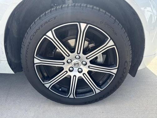 2021 Volvo XC60 T5 Inscription