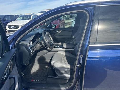 2021 Audi SQ7 4.0T Premium Plus