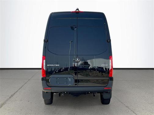 2025 Mercedes-Benz Sprinter 2500 Cargo 144 WB