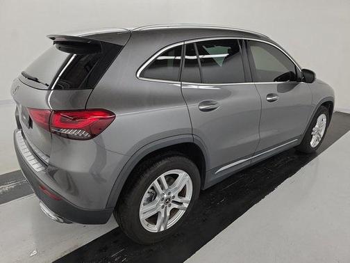 2021 Mercedes-Benz GLA 250 Base 4MATIC