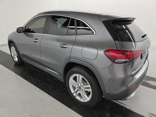 2021 Mercedes-Benz GLA 250 Base 4MATIC