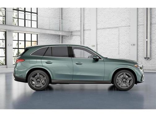 2025 Mercedes-Benz GLC 300 4MATIC