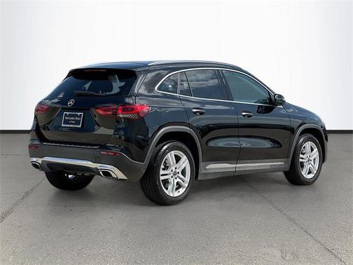 2022 Mercedes-Benz GLA 250 Base