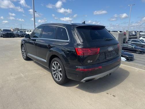 2019 Audi Q7 55 Prestige