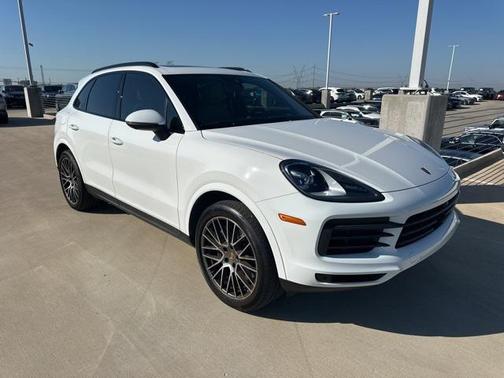 2023 Porsche Cayenne Platinum Edition
