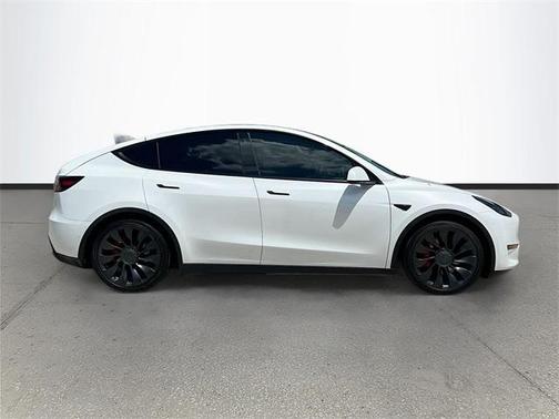 2022 Tesla Model Y Performance Dual Motor All-Wheel Drive