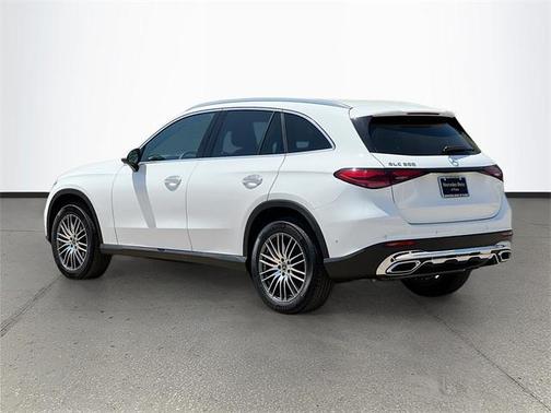 2025 Mercedes-Benz GLC 300 Base