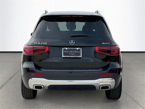 2025 Mercedes-Benz GLB 250 4MATIC
