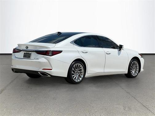 2023 Lexus ES 350 Ultra Luxury
