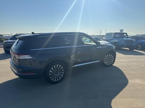 2022 Lincoln Aviator Reserve