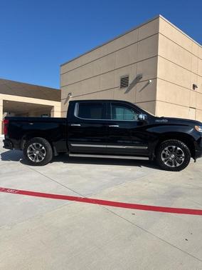 2022 Chevrolet Silverado 1500 High Country