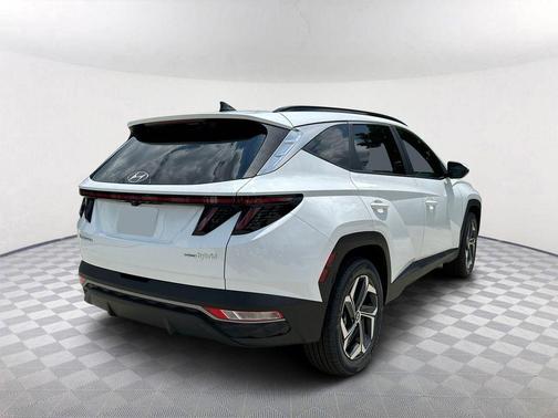 White Pearl 2024 Hyundai TUCSON Hybrid SEL Convenience