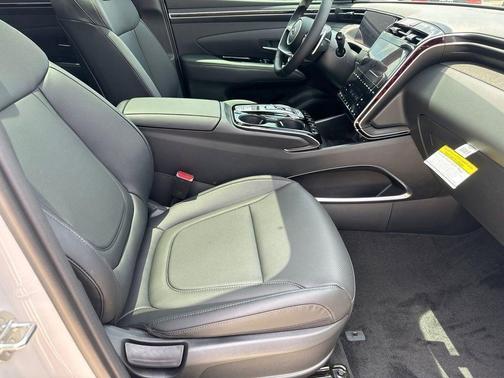 White Pearl 2024 Hyundai TUCSON Hybrid SEL Convenience