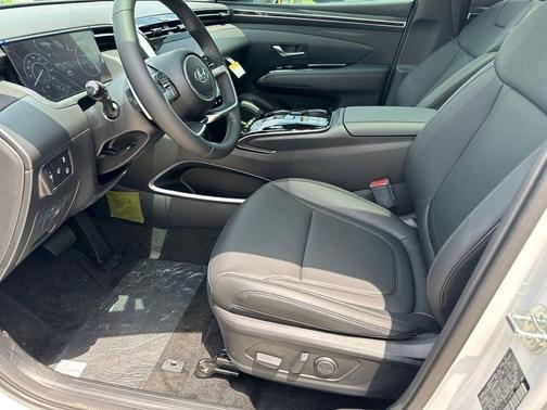 White Pearl 2024 Hyundai TUCSON Hybrid SEL Convenience