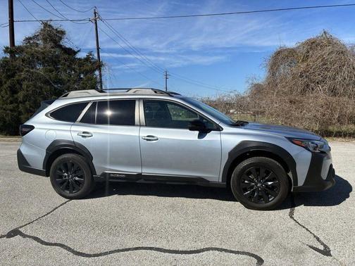 Ice Silver Metallic 2024 Subaru Outback Onyx Edition XT SUV