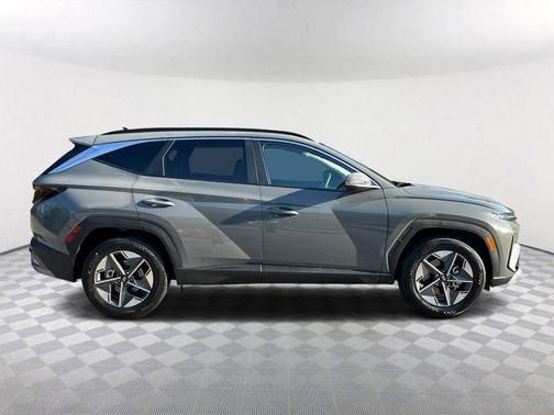 Gray 2025 Hyundai TUCSON SEL