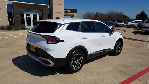 2025 Kia Sportage EX