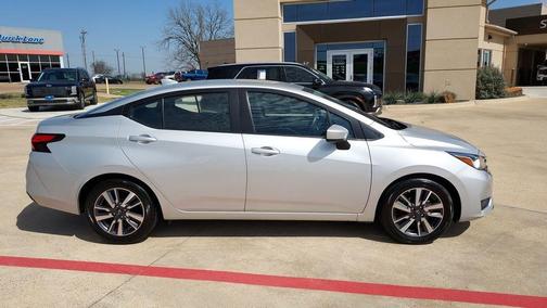 2023 Nissan Versa 1.6 SV