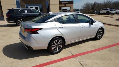 2023 Nissan Versa 1.6 SV