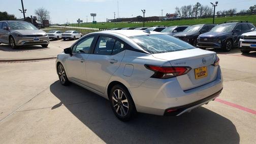 2023 Nissan Versa 1.6 SV