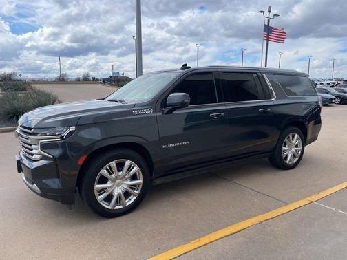 2022 Chevrolet Suburban High Country