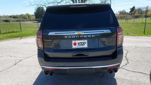 2022 Chevrolet Suburban High Country