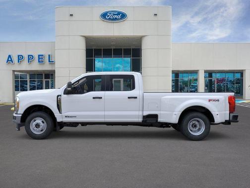 Oxford White 2026 Ford F-350 XL