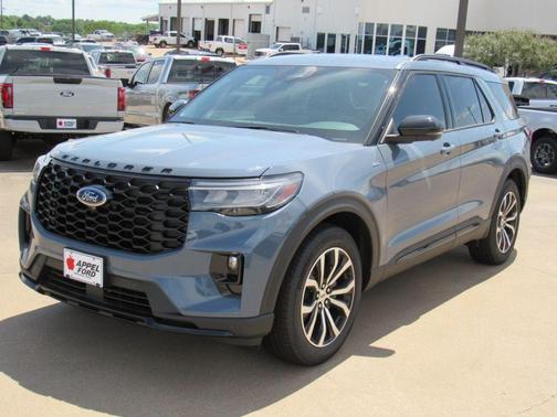 Vapor Blue 2026 Ford Explorer ST-Line