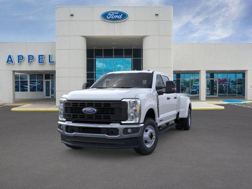 Oxford White 2026 Ford F-350 XL