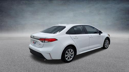 Ice 2025 Toyota Corolla LE