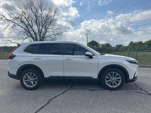 White 2023 Honda CR-V EX