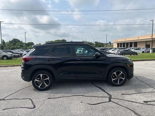 Black Metallic 2021 Chevrolet Trailblazer RS