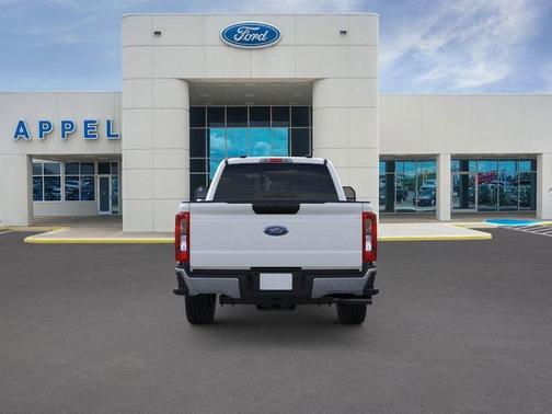 2025 Ford F-250 XLT