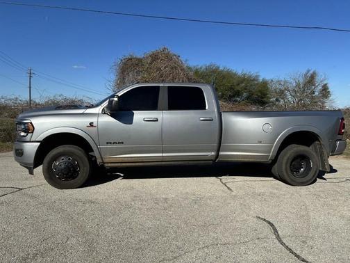 2024 RAM 3500 Limited